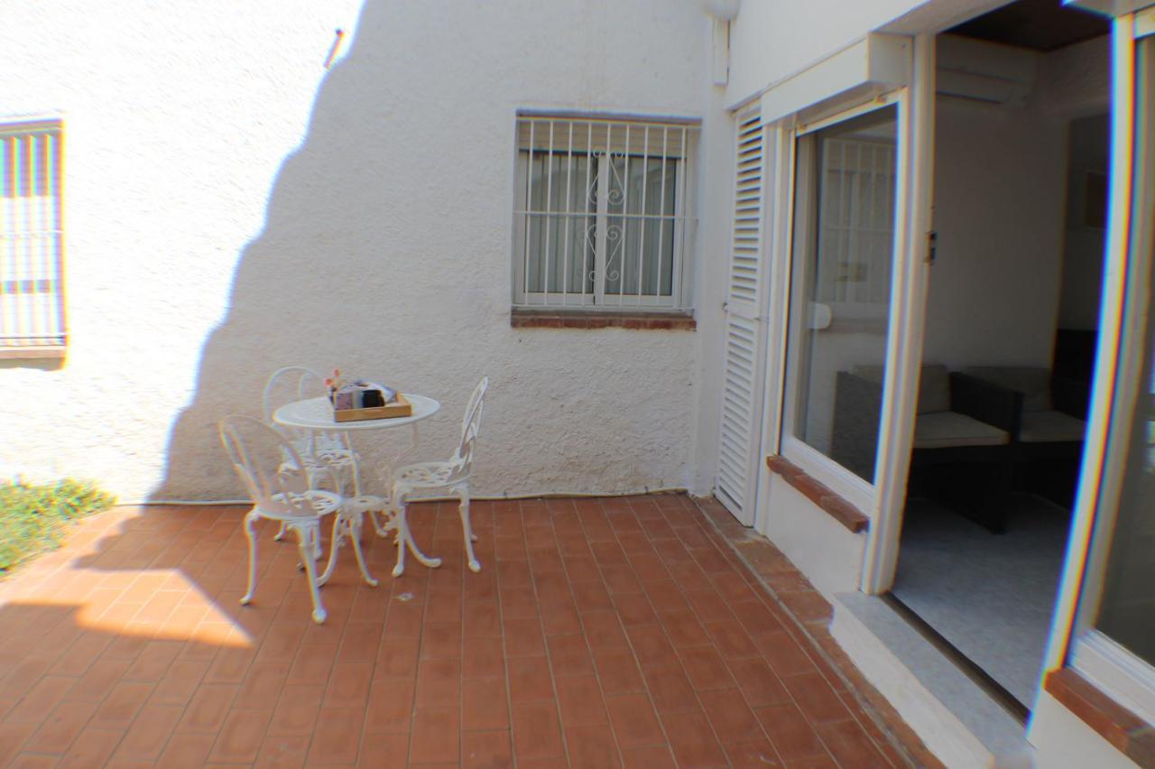 Agi Port De Rosas Apartment Exterior photo