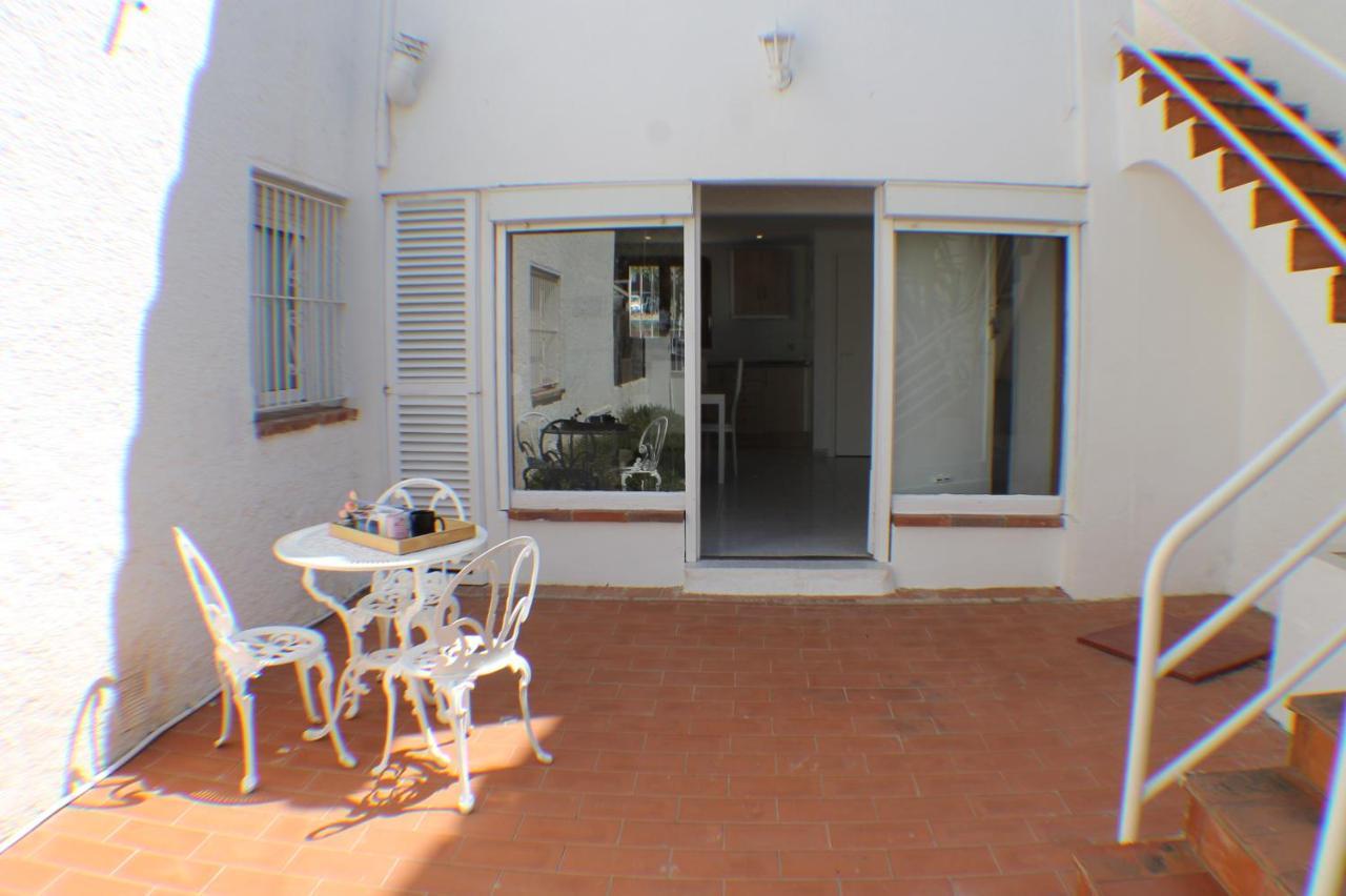 Agi Port De Rosas Apartment Exterior photo