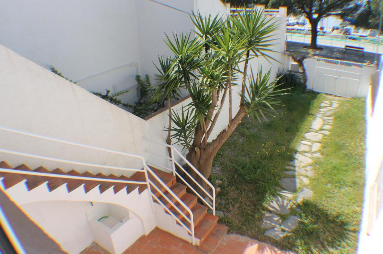 Agi Port De Rosas Apartment Exterior photo