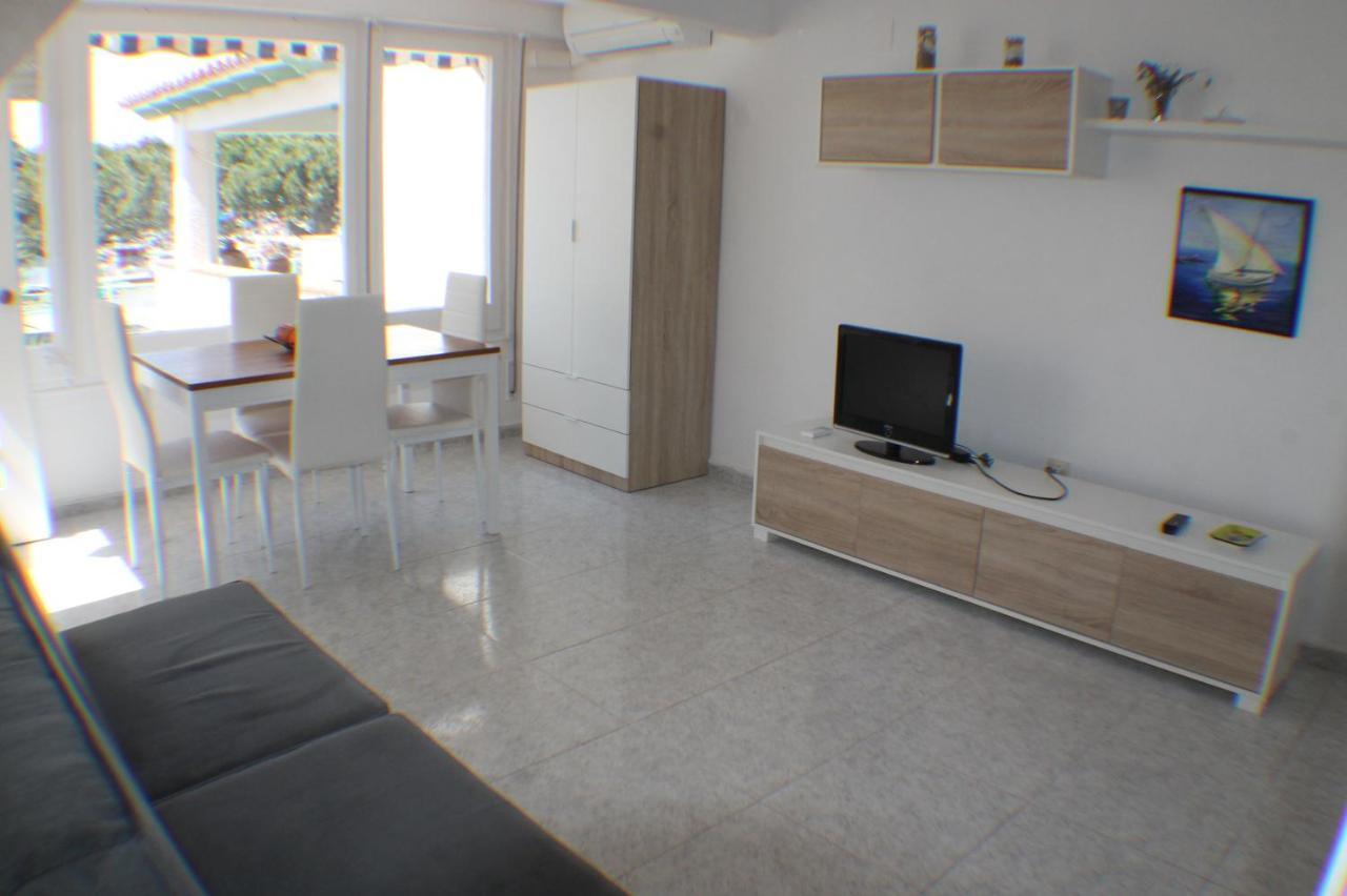 Agi Port De Rosas Apartment Exterior photo